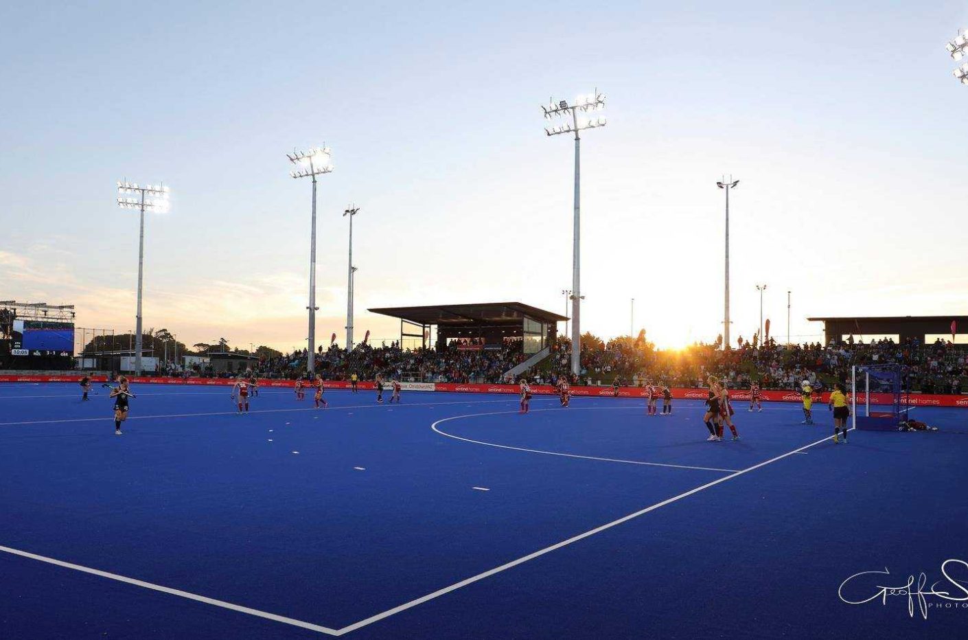 Nga Puna Wai hockey turf 1